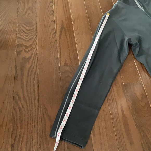 ❌SOLD❌Hugo Boss Men's Pullover Sweater - Picture 8 of 10